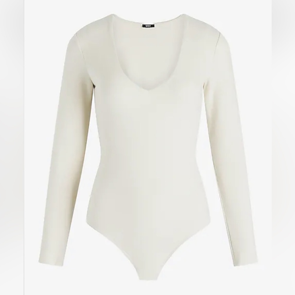 💟 5/$25 Express XL Cream Body Contour Cozy V-Neck Long Sleeve Bodysuit NEW - Picture 3 of 5